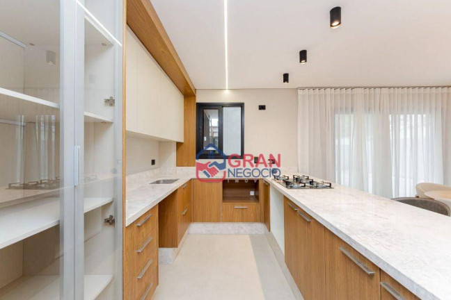 Imagem Casa com 3 Quartos à Venda, 172 m² em Santa Felicidade - Curitiba