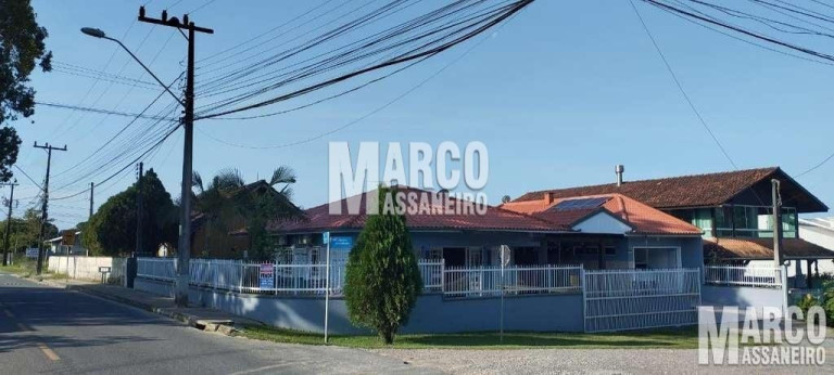 Casa com 3 Quartos à Venda, 450 m² em Pinheiros - Balneário Barra Do Sul