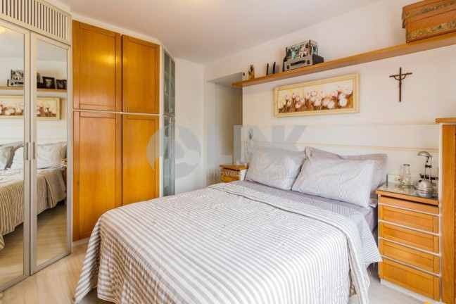 Imagem Imóvel com 2 Quartos à Venda, 250 m² em Mont Serrat - Porto Alegre
