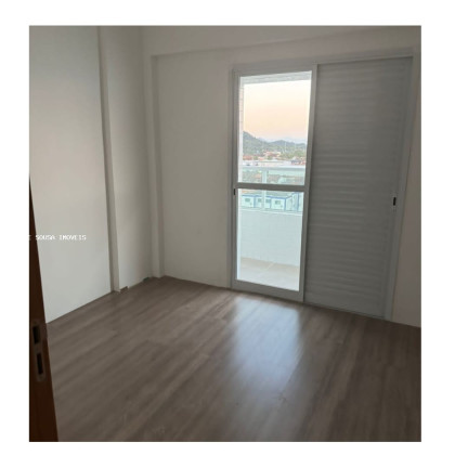 Imagem Apartamento com 2 Quartos à Venda, 75 m² em Centro