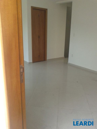 Imagem Sobrado com 2 Quartos para Alugar, 100 m² em Vila Príncipe De Gales - Santo André Imagem Sobrado com 2 Quartos para Alugar, 100 m² em Vila Príncipe De Gales - Santo André