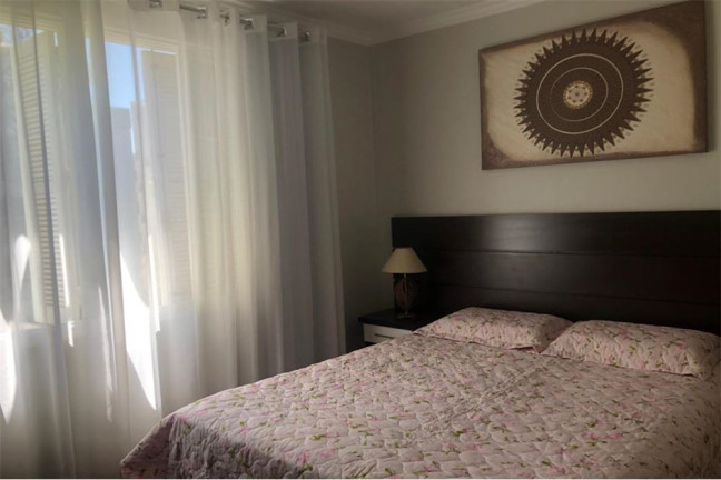 Imagem Imóvel com 1 Quarto à Venda,  em Petrópolis - Porto Alegre