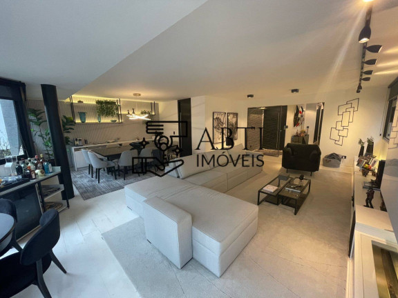Imagem Apartamento com 4 Quartos à Venda, 247 m² em Aclimação - São Paulo
