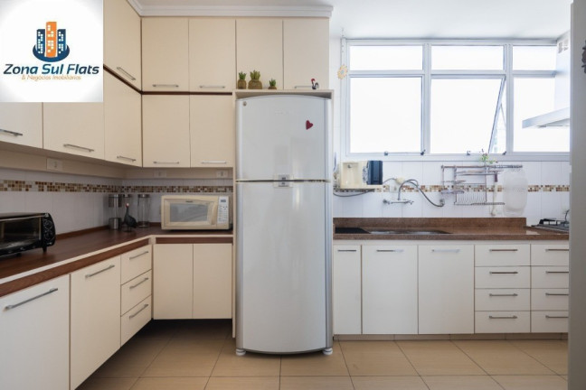 Imagem Apartamento com 3 Quartos à Venda, 180 m² em Itaim Bibi - São Paulo Imagem Apartamento com 3 Quartos à Venda, 180 m² em Itaim Bibi - São Paulo