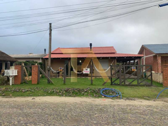 Imóvel com 3 Quartos à Venda,  em Rua Das Pérolas - Xangri-lá