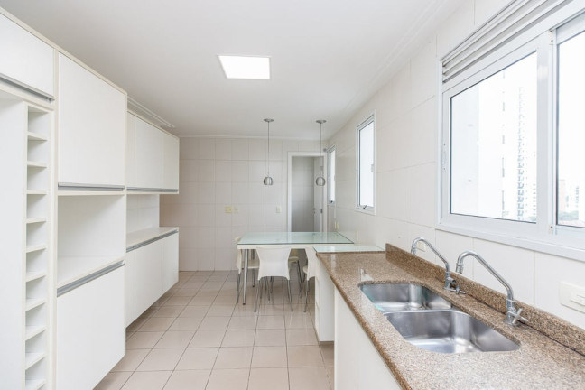 Imagem Imóvel com 3 Quartos à Venda, 158 m² em Moema - São Paulo