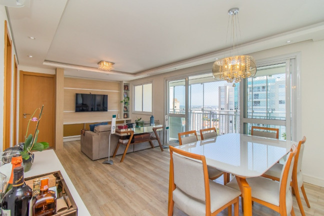 Imagem Apartamento com 3 Quartos à Venda, 125 m² em Jardim Europa - Porto Alegre