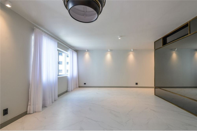 Imagem Apartamento com 1 Quarto à Venda, 113 m² em Moema - São Paulo