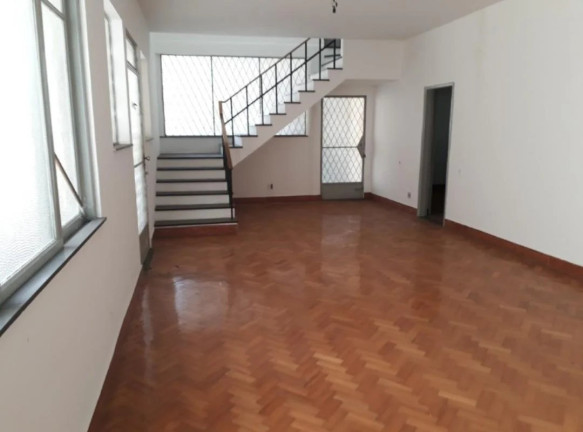 Imagem Casa com 5 Quartos à Venda,  em Campo Grande - Rio De Janeiro