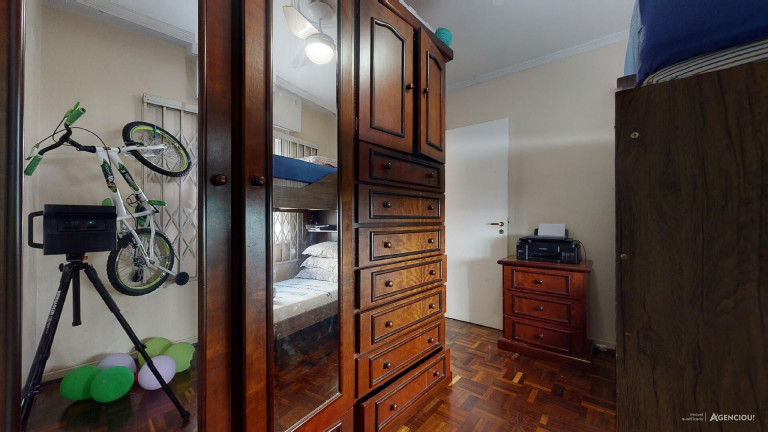 Imagem Apartamento com 2 Quartos à Venda, 80 m² em Menino Deus - Porto Alegre Imagem Apartamento com 2 Quartos à Venda, 80 m² em Menino Deus - Porto Alegre