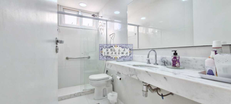 Imagem Apartamento com 3 Quartos à Venda, 90 m² em Lagoa - Rio De Janeiro Imagem Apartamento com 3 Quartos à Venda, 90 m² em Lagoa - Rio De Janeiro