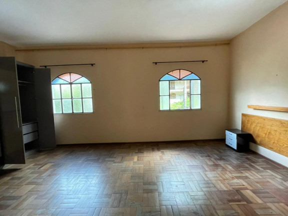 Imagem Casa com 5 Quartos à Venda, 181 m² em Albuquerque - Teresópolis