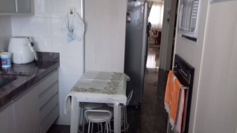 Imagem Apartamento com 3 Quartos à Venda, 142 m² em Vila Bertioga - São Paulo