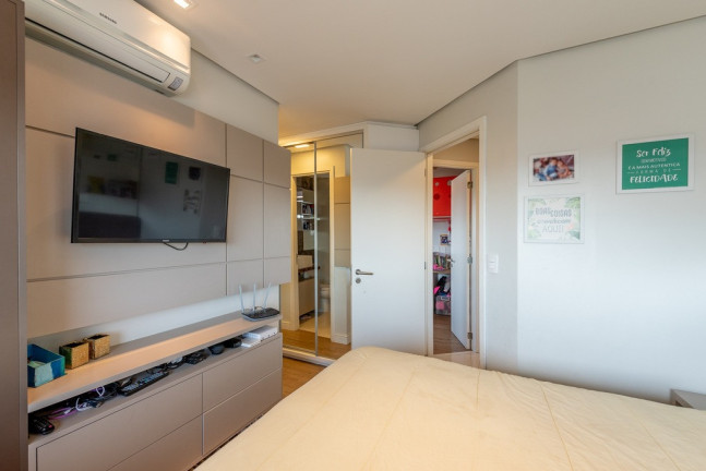 Imagem Imóvel com 2 Quartos à Venda, em Petrópolis - Porto Alegre Imagem Imóvel com 2 Quartos à Venda, em Petrópolis - Porto Alegre