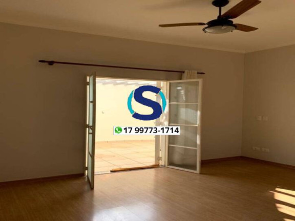 Imagem Casa com 3 Quartos à Venda, 242 m² em Centro - Fernandópolis Imagem Casa com 3 Quartos à Venda, 242 m² em Centro - Fernandópolis