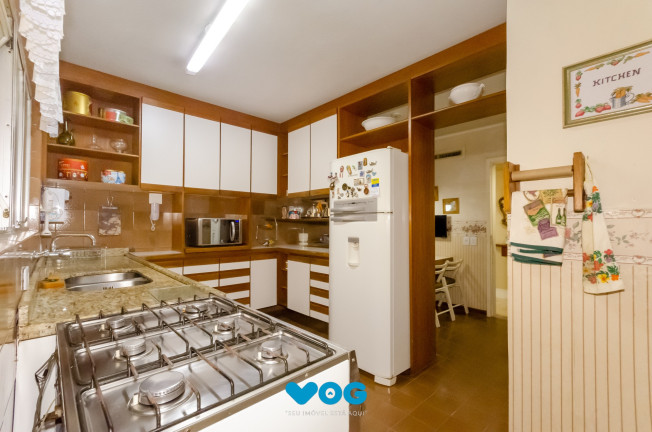 Imagem Imóvel com 3 Quartos à Venda, 168 m² em Centro Histórico - Porto Alegre Imagem Imóvel com 3 Quartos à Venda, 168 m² em Centro Histórico - Porto Alegre