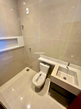 Imagem Casa com 3 Quartos à Venda, 125 m²