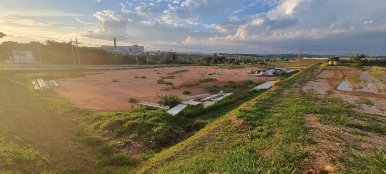 Terreno à Venda, 5.004 m² em Distrito Industrial - Jundiaí