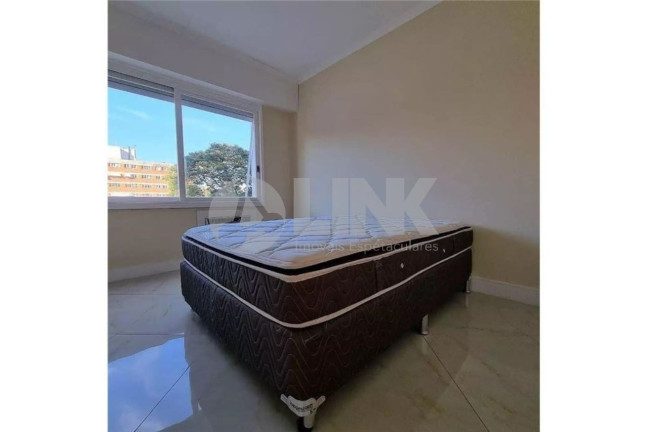 Imagem Apartamento com 3 Quartos à Venda, 120 m² em Moinhos De Vento - Porto Alegre