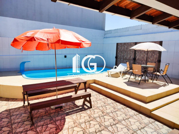 Casa com 3 Quartos à Venda, 170 m² em Centro - Laguna