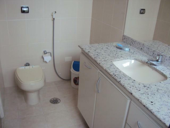 Imagem Apartamento com 4 Quartos à Venda, 240 m² em Pitangueiras - Guarujá