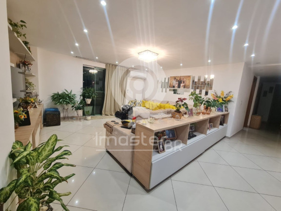 Imagem Apartamento com 4 Quartos à Venda, 171 m² em Taquara - Rio De Janeiro