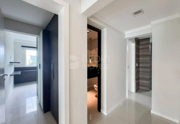 Imagem Apartamento com 4 Quartos à Venda, 219 m² em Pioneiros - Balneário Camboriú Imagem Apartamento com 4 Quartos à Venda, 219 m² em Pioneiros - Balneário Camboriú
