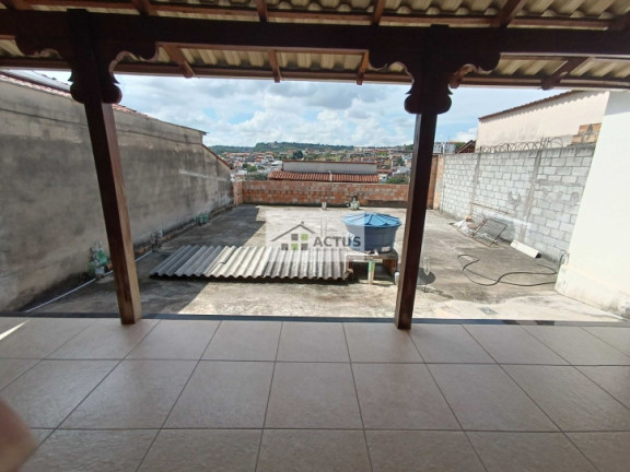 Imagem Casa com 3 Quartos à Venda, 340 m² em Cruzeiro - Ibirité Imagem Casa com 3 Quartos à Venda, 340 m² em Cruzeiro - Ibirité