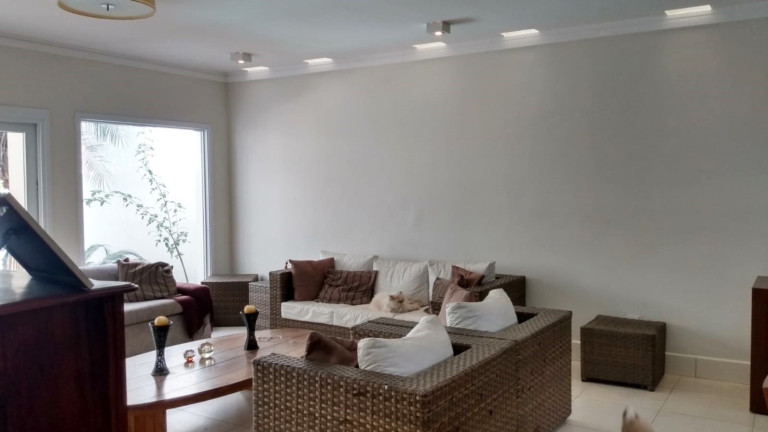 Imagem Casa de Condomínio com 4 Quartos à Venda, 428 m² em Jardim Independência - Taubaté