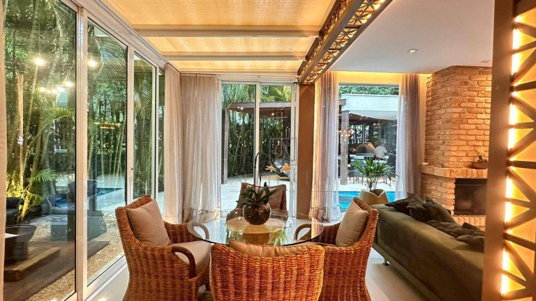 Imagem Casa com 4 Quartos à Venda ou Locação, 547 m² em Alphaville Residencial Plus - Barueri Imagem Casa com 4 Quartos à Venda ou Locação, 547 m² em Alphaville Residencial Plus - Barueri