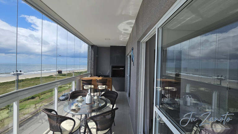 Apartamento com 3 Quartos à Venda, 100 m² em Costa Azul - Matinhos