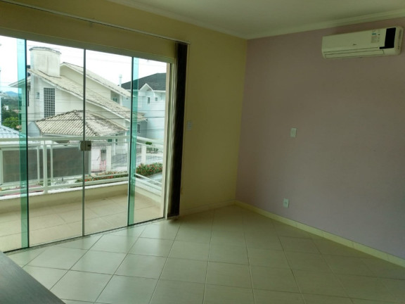 Imagem Casa com 4 Quartos à Venda, 230 m² em Pedra Branca - Palhoça Imagem Casa com 4 Quartos à Venda, 230 m² em Pedra Branca - Palhoça