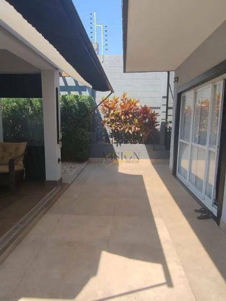 Imagem Casa com 3 Quartos à Venda, 300 m² em Parque Rural Fazenda Santa Cândida - Campinas Imagem Casa com 3 Quartos à Venda, 300 m² em Parque Rural Fazenda Santa Cândida - Campinas