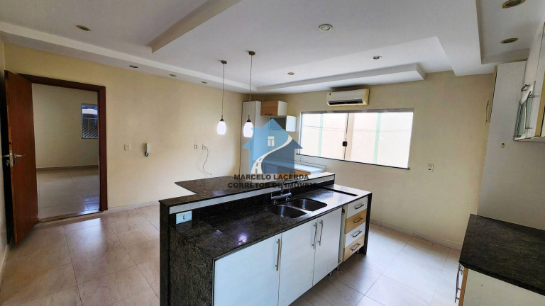 Imagem Casa com 4 Quartos à Venda, 480 m² em Dom Pedro - Manaus Imagem Casa com 4 Quartos à Venda, 480 m² em Dom Pedro - Manaus