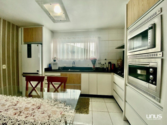 Imagem Casa com 2 Quartos à Venda, 104 m² em São Sebastião - Palhoça Imagem Casa com 2 Quartos à Venda, 104 m² em São Sebastião - Palhoça