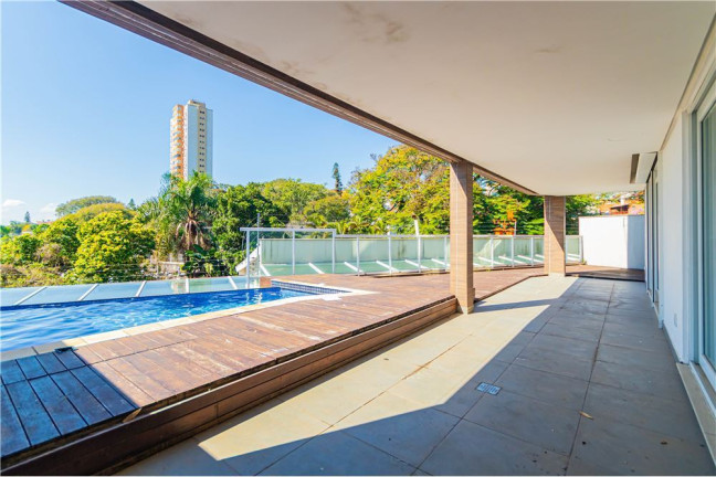 Imagem Imóvel com 3 Quartos à Venda, em Cristal - Porto Alegre Imagem Imóvel com 3 Quartos à Venda, em Cristal - Porto Alegre