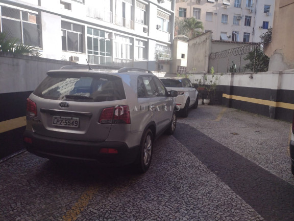 Imagem Apartamento com 2 Quartos à Venda, 98 m² em Copacabana - Rio De Janeiro