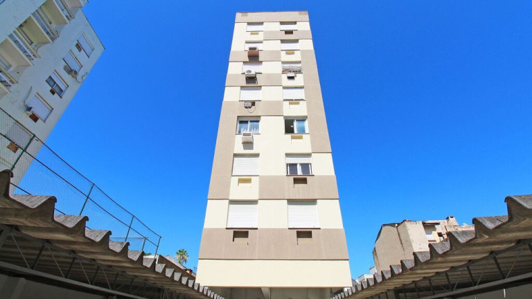 Imagem Apartamento com 2 Quartos à Venda, 56 m² em Santana - Porto Alegre