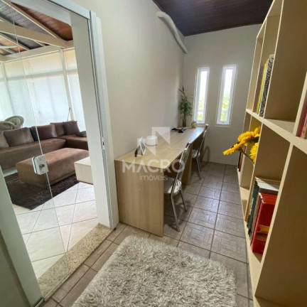 Imagem Casa com 3 Quartos à Venda, 200 m² em Vila Lenzi - Jaraguá Do Sul