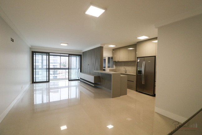 Apartamento com 3 Quartos à Venda, 287 m² em Centro - Florianópolis