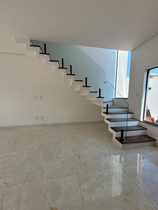 Imagem Sobrado com 3 Quartos à Venda, 143 m² em Villas Do Jaguari - Santana De Parnaíba