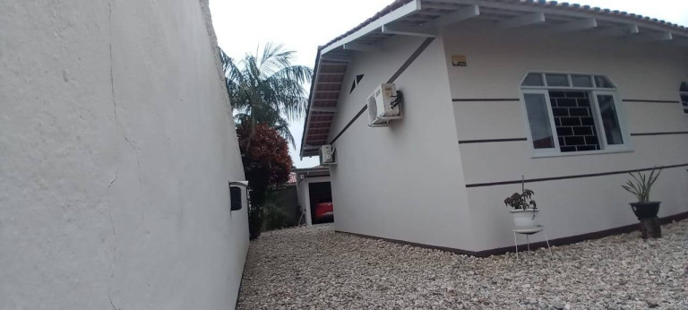 Imagem Casa com 2 Quartos à Venda, 139 m² em Universitário - Tijucas Imagem Casa com 2 Quartos à Venda, 139 m² em Universitário - Tijucas