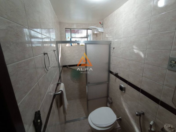 Imagem Casa com 4 Quartos à Venda, 500 m²