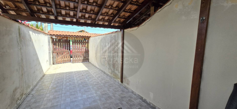 Imagem Casa com 2 Quartos à Venda, 198 m² em Bopiranga - Itanhaém Imagem Casa com 2 Quartos à Venda, 198 m² em Bopiranga - Itanhaém