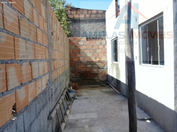 Imagem Casa com 2 Quartos à Venda, 300 m² em Vista Alegre - Mateus Leme Imagem Casa com 2 Quartos à Venda, 300 m² em Vista Alegre - Mateus Leme