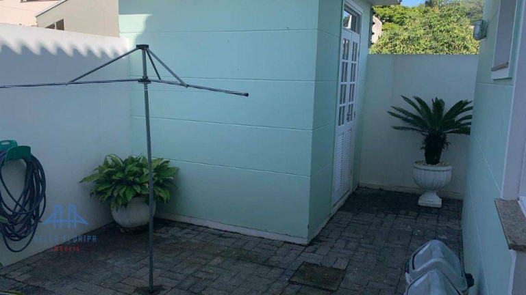 Imagem Casa com 3 Quartos à Venda, 376 m² em Córrego Grande - Florianópolis Imagem Casa com 3 Quartos à Venda, 376 m² em Córrego Grande - Florianópolis