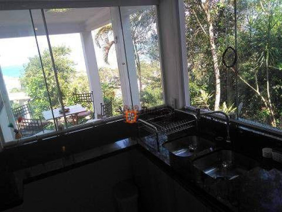 Imagem Casa com 4 Quartos à Venda, 180 m² em Enseada - Ubatuba Imagem Casa com 4 Quartos à Venda, 180 m² em Enseada - Ubatuba