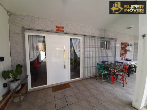 Imagem Casa com 3 Quartos à Venda, 300 m² em Laranjal - Pelotas Imagem Casa com 3 Quartos à Venda, 300 m² em Laranjal - Pelotas