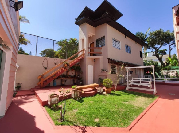 Imagem Casa com 4 Quartos à Venda, 450 m² em Interlagos - São Paulo Imagem Casa com 4 Quartos à Venda, 450 m² em Interlagos - São Paulo