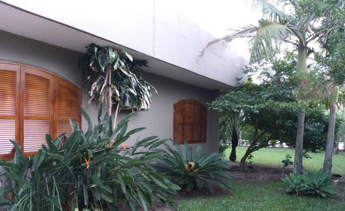 Imagem Casa com 5 Quartos à Venda, 200 m² em Centro - Xangri-lá